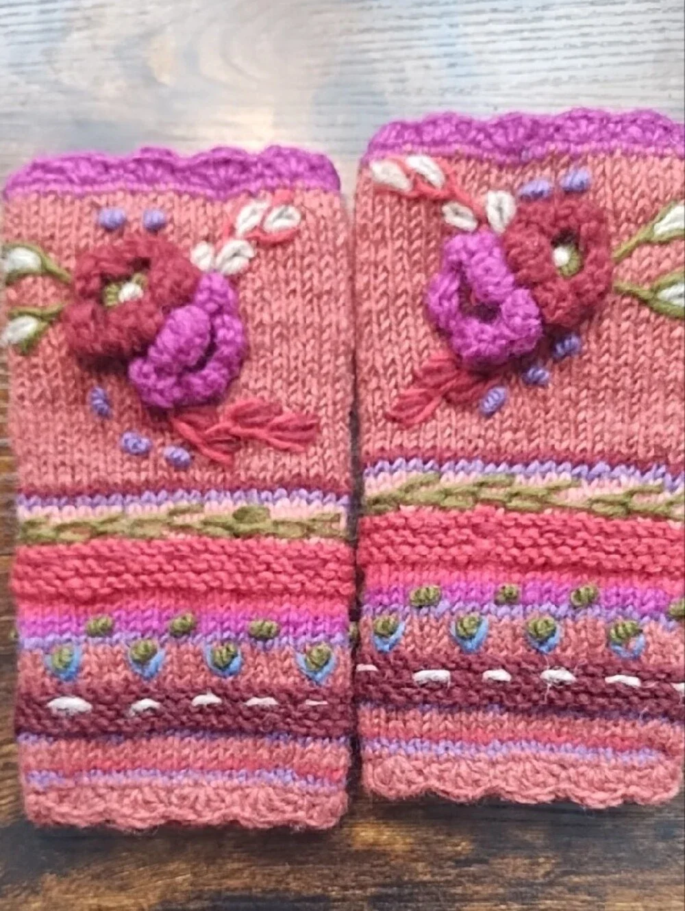 100% Wool Handwarmers Crochet Flowers Embroidery Fleece Lined Lassen Fair Trade